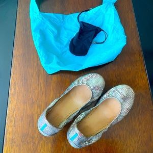 Tieks with bags included